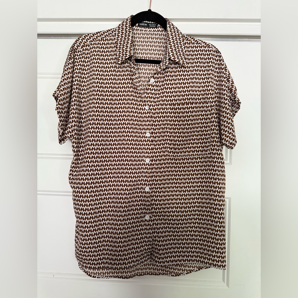 SHEIN Brown and White Casual Button Down Shirt